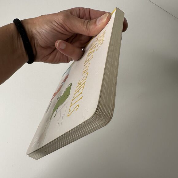 Olive's Search For Shells KiwicCo Board Book Ages 0-36 Mo - Picture 5 of 10